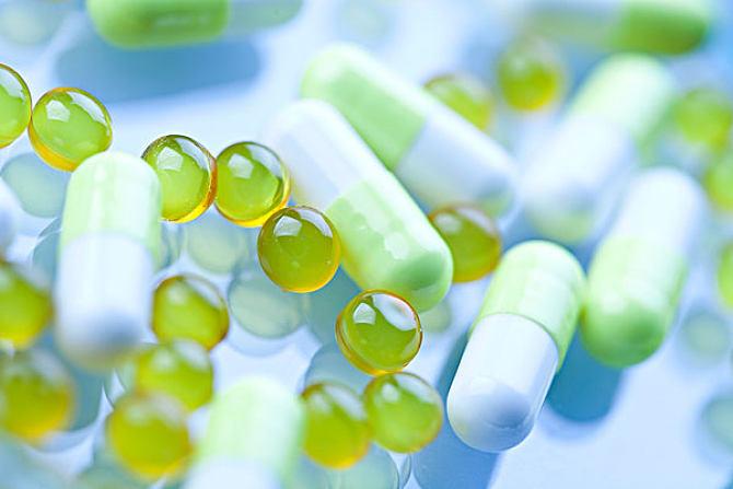 處方藥的在線(xiàn)銷(xiāo)售必須獲得在線(xiàn)許可證，違者將從嚴(yán)處理